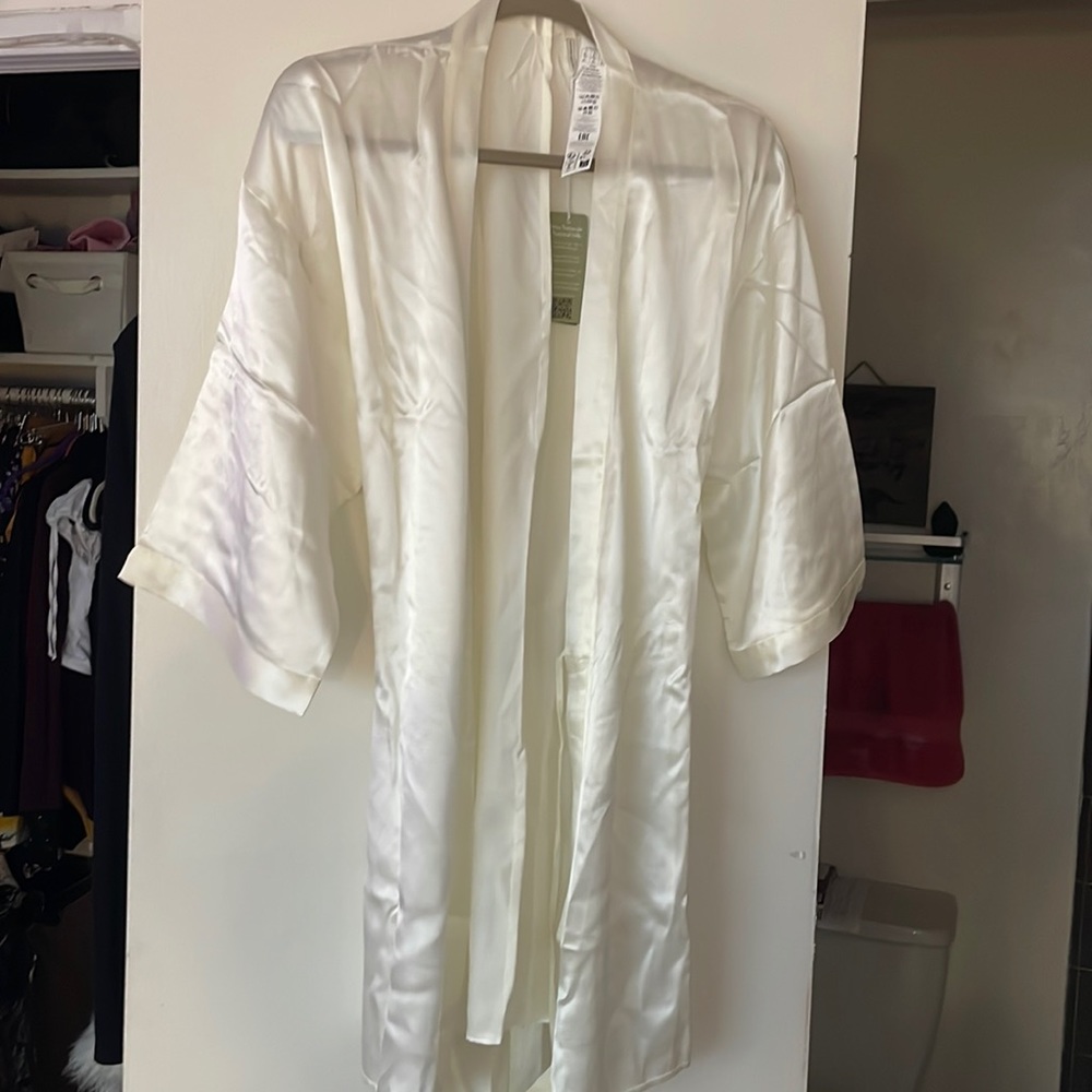 NWT Intimissimi Silk Robe